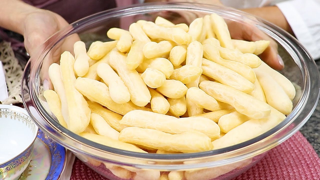 BISCOITO DE POLVILHO ASSADO QUE MINHA MÃE MAIS GOSTA! RENDE MUITO! CROCANTE FÁCIL - Isamara Amâncio