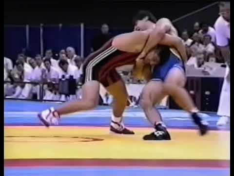 Jesús Eugenio Rodríguez (Cuba) vs Vadim Bogiev (Rusia) Wrestling 68 kg 1995