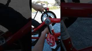 Sunday Funday -- How to fix a bike chain that has slipped off, anyone can do it!