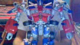 preview picture of video 'ROTF Ultra Magnus?????????????????'