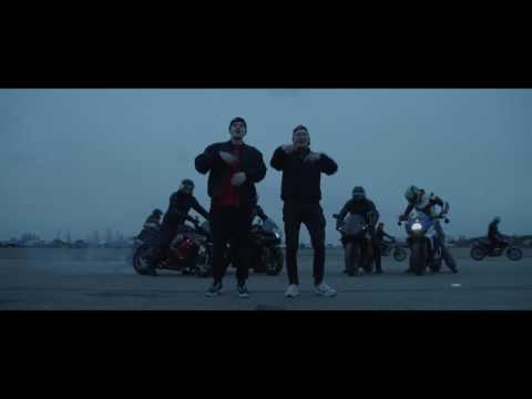 Töölön Ketterä - Kipee (vier. Pianomies)