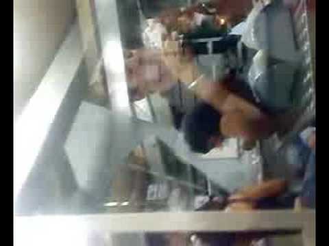 Come mangiare la pizza part.1