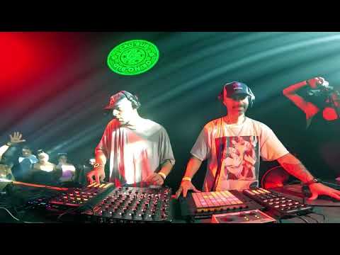 COCODRILLS | LICKNDIP