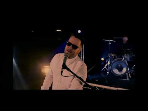 The Ultimate Scottish Wedding Band – 90s Dance Anthems & Live Sax | Aurora Wedding Band