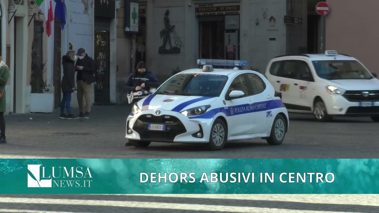 Dehors abusivi in centro a Roma