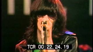 Ramones, &quot;Rock N Roll High School&quot; - The Old Grey Whistle Test