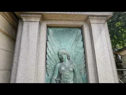 What Lurks Behind These Doors? I Looked Inside To Find Out - Père Lachaise Cemetery Paris