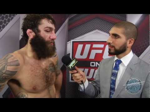 Michael Chiesa Sees A New Lightweight Champion In 2017