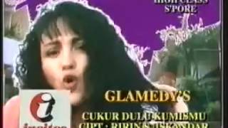 Download lagu Cukur Dulu Kumismu (TRIO GLAMEDY'S) mp3 Download lagu Cukur Dulu Kumismu (TRIO GLAMEDY'S) mp3