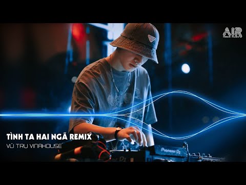 VIỆT MIX 2023 - Tình Ta Hai Ngã Remix - Tại Sao Anh Còn Thương Em Mãi TikTok - Lụy Tình Remix