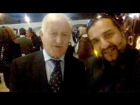 Loris Boni saluta i tifosi della A.S.Roma e Sampdoria e fan col Salutatore