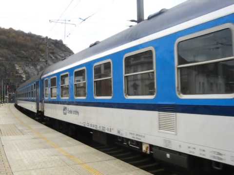 Odjezd zpožděného vlaku R 776 Radobýl - Ústí nad Labem hl.n.