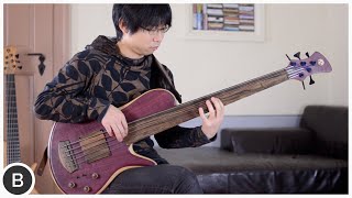 Video thumbnail for ADAMOVIC HALO 5 FRETLESS BASS by BassTheWorld.com