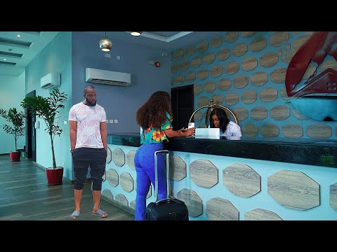 Elle est riche & connue pour rejeter les gars mais le serveur de bar l'a fait mendier de l'amour