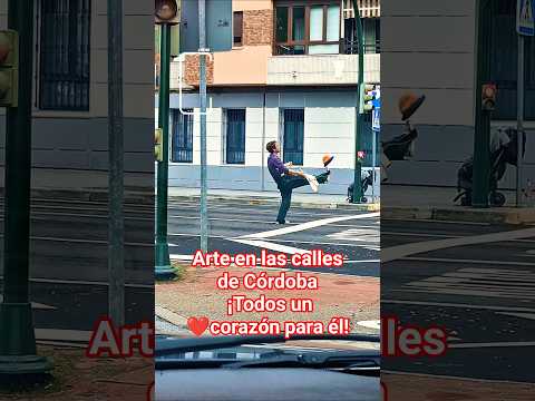 ❤️​Arte en las calles de Córdoba ❤️ ¡Todos un corazón para él!