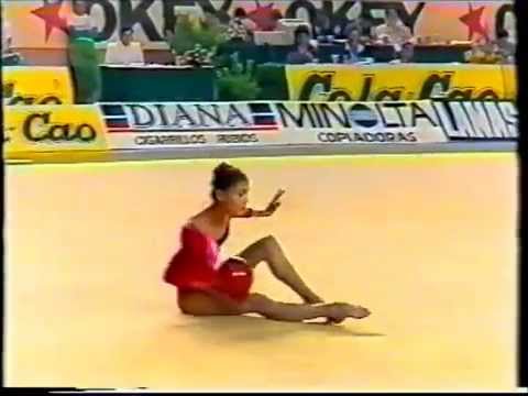 Doina STAICULESCU (ROM) ball - 1984 Valladolid international AA