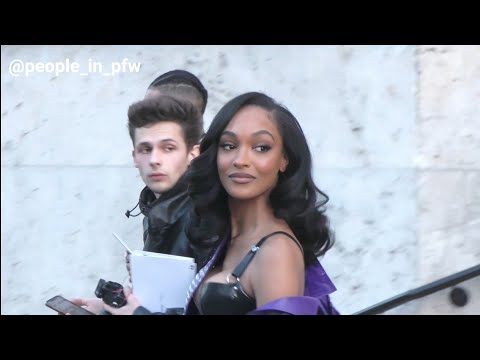 Jourdan Dunn - Paco Rabanne Fall Winter 2023/2024 fashion show in Paris - 01.03.2023