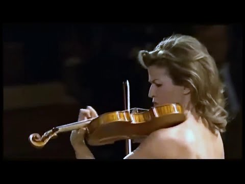 Anne-Sophie Mutter  "Mendelssohn Violin Concerto in E minor ~ Kurt Masur - Gewandhausorchester orch.