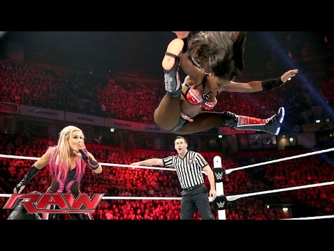 Natalya vs. Naomi: Raw, November 9, 2015