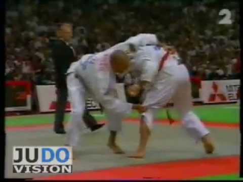 JUDO 1997 World Championships: Patrick Reiter (AUT) - Djamel Bouras (FRA)