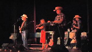 Along the Navajo Trail