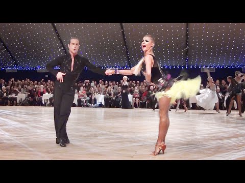 Riccardo Cocchi & Yulia Zagoruychenko - WDC World Championship Professional Latin 2014 - 1/4 Chacha