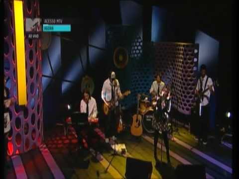 Kekah da Banda Lacrima - Decode (Paramore) ao vivo na final do Estúdio Acesso MTV 2012