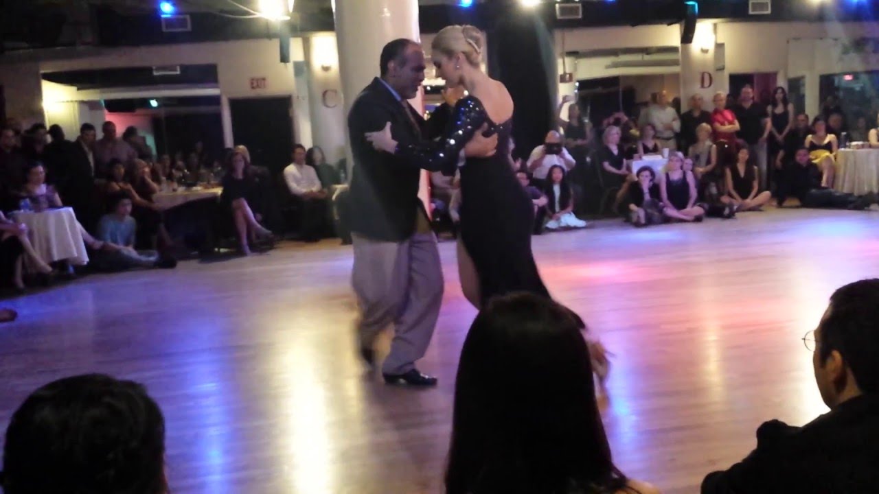 Argentine tango: Claudio Villagra & Helena Fernandez  - Pobre Flor