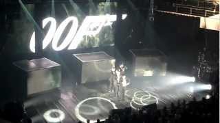 Peter Andre UC&amp;P - Under My Skin (007)