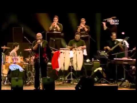 Oscar D´León - Toro Mata  ( Live in  Zenith - Paris )