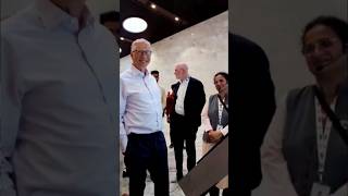 Download lagu bill gates use for Android phone but kyu? mp3