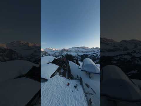 Vidéo de promotion réseaux sociaux — RED Restaurant en montagne