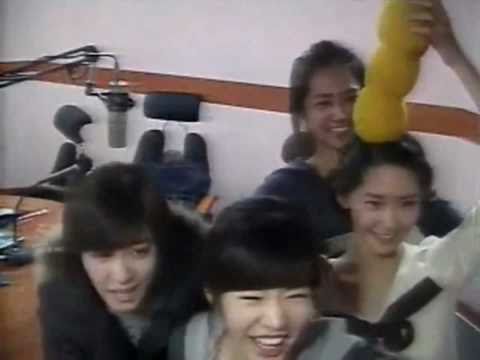 [20071226] SNSD leaving from a radio schedule