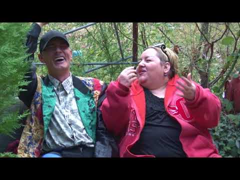 Humor-Lalushi pordha ne autobus