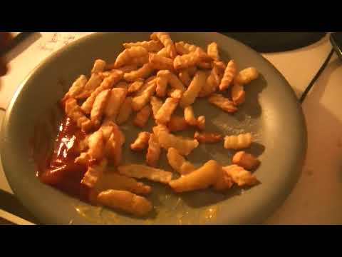 MongoTV_10483 - MIT NYTÅR 2023 - Del 13 - Spiser Pomfritter Nytår Midnat 2023