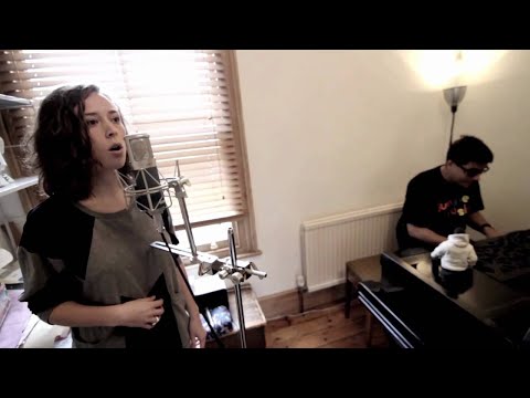 London Elektricity featuring Elsa Esmeralda - Elektricity Will Keep Me Warm (Acoustic Version)