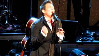 kd lang - A Sleep With No Dreaming (Live @ the Beacon Theatre, NYC, 6.20.11)