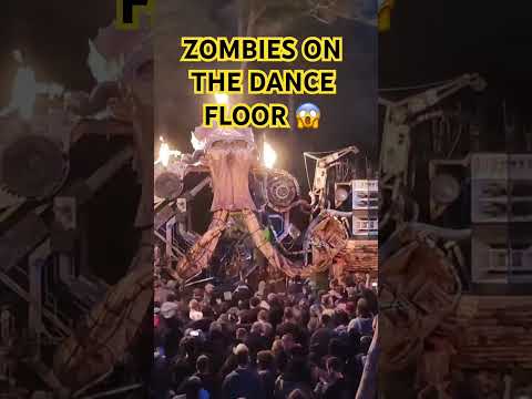 ZOMBIES ON THE DANCE FLOOR 😱 MOP MASTER OF PUPPETS FESTIVAL 2023 #festival #viral #trending