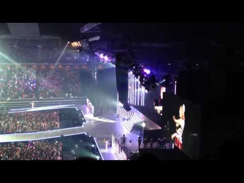 [SNSD] 111210 2011 Girls' Generation Tour Part 37