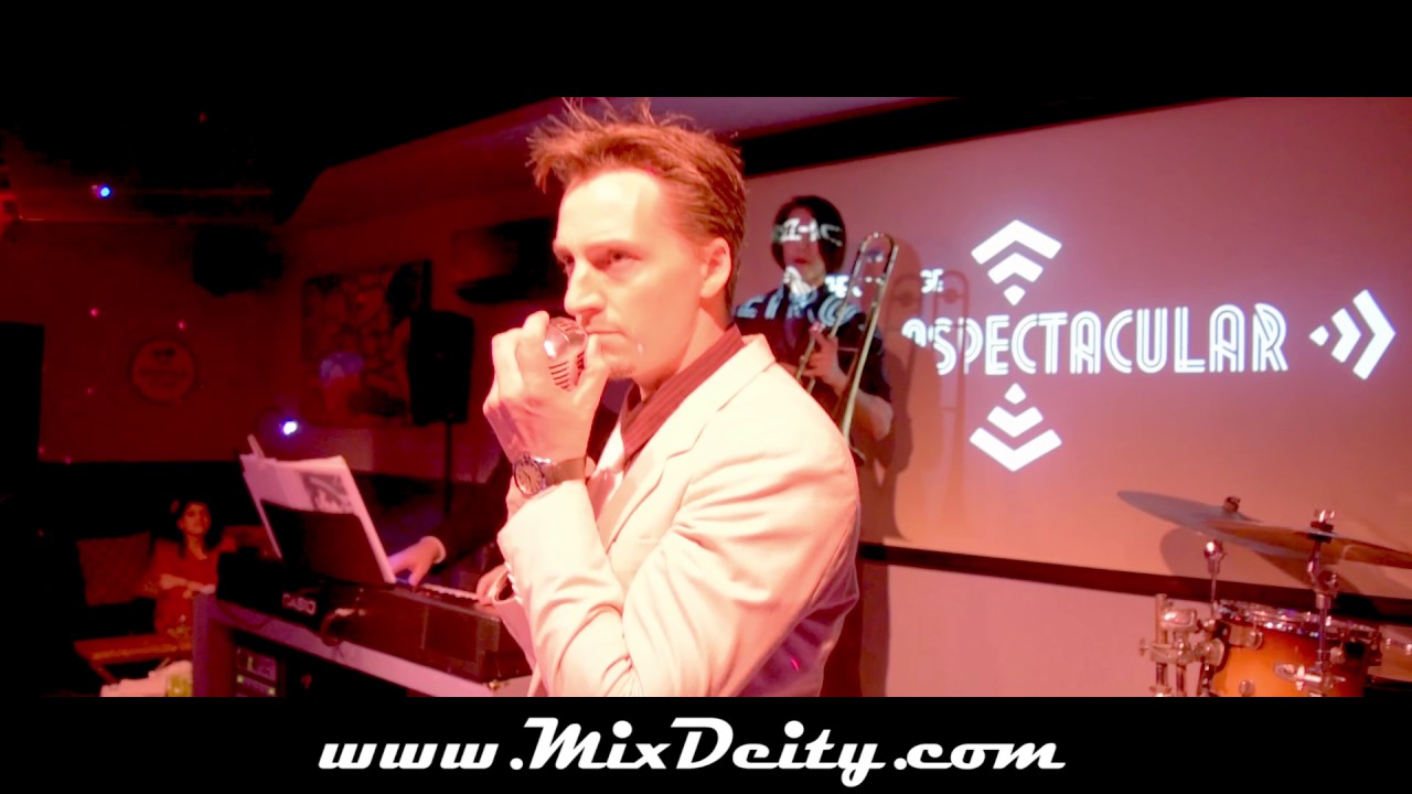 Promotional video thumbnail 4 for The Retro-Spectacular