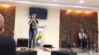 preview picture of video 'Natalie Kolen - Igreja o Brasil para Cristo  Sumaré-SP'
