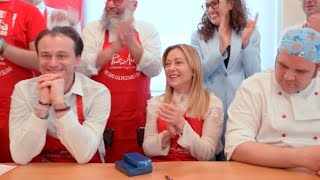 Meloni da PizzAut di Monza per il Primo Maggio: «Sono i lavoratori più straordinari»