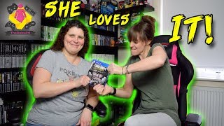 Jess is ADDICTED to Call of Duty WW2 | 2 Girls 1 Gaming Topic | CoD WWII got her hooked TheGebs24