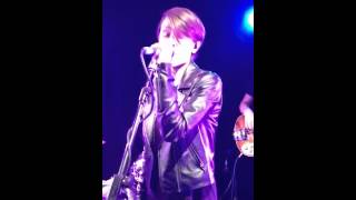 Tegan and Sara - I&#39;m not your hero