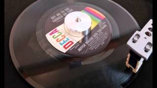 Mitch Miller and the Gang - GET ME TO THE CHURCH ON TIME