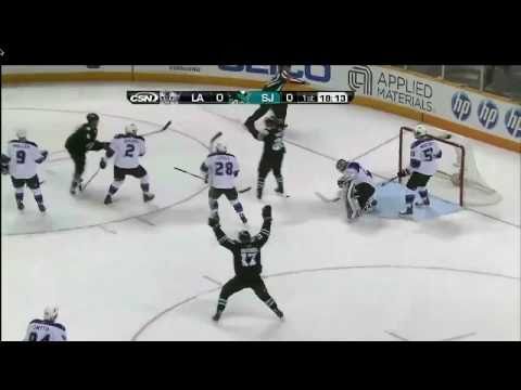 Joe Pavelski Scores! (4/4/11) [HD]