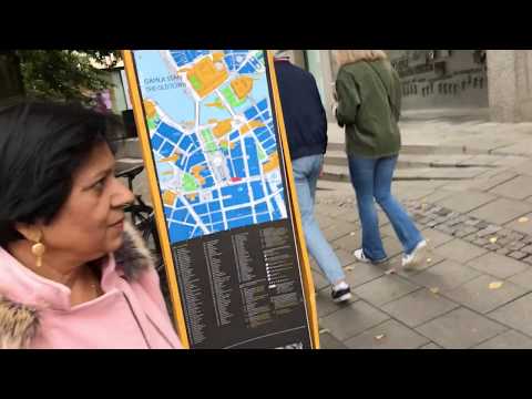 IMG 1780 Aruna & Hari Sharma shopping at Hamngatan 18 20, 111 47 Stockholm Sep 30, 2019