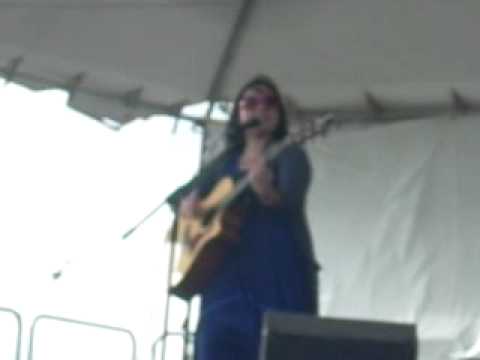 Melissa Polinar Always Need You Live FPAC Festival 09