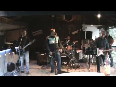 Rocktoberfest 2012: Fataler Systemfehler - HELP