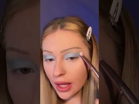 2000s makeup! 💘 #shorts #trend #y2k